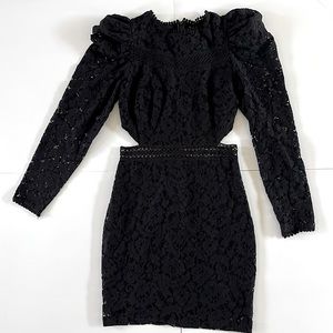 Beautiful mini black Lace Dress, Size XS , fits gorgeous,